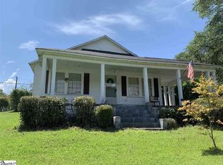 412 S Catherine St, Pickens, SC 29671