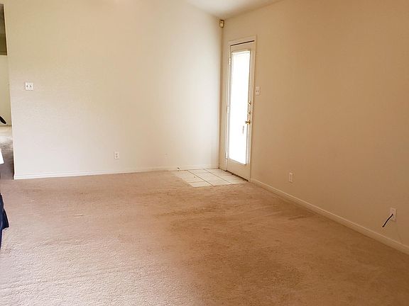 3rd image of 1607 Van Zanten Dr #B