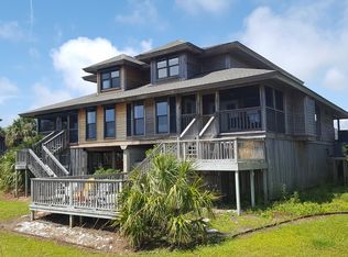 45 Harbor Dr, Saint Helena Island, SC 29920