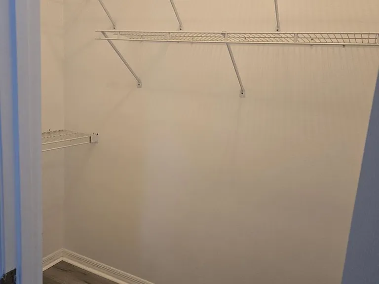 292 Carmel Dr — Photo 12