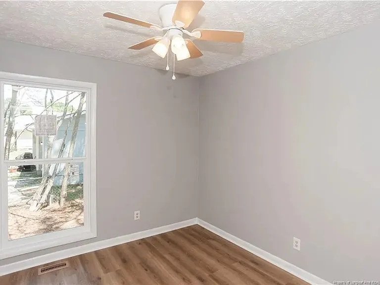 2012 Lakemeadow Dr — Photo 23