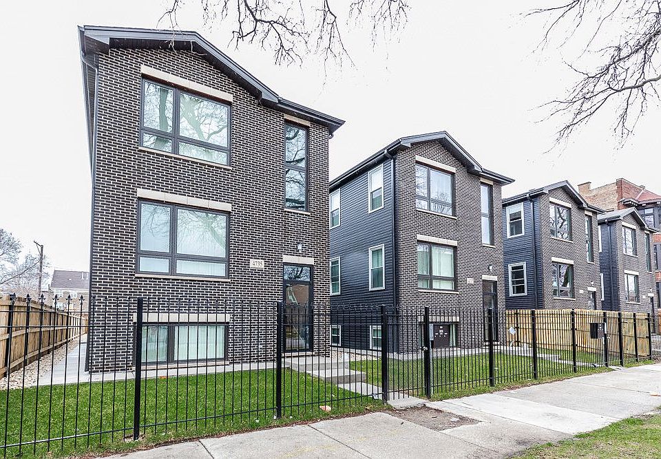 1st image of 4745 S Michigan Ave #2