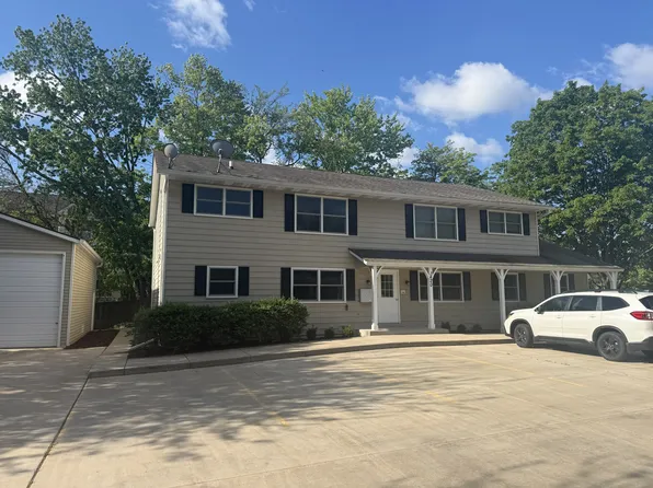 1420 S 14th St APT C, Saint Charles, IL 60174