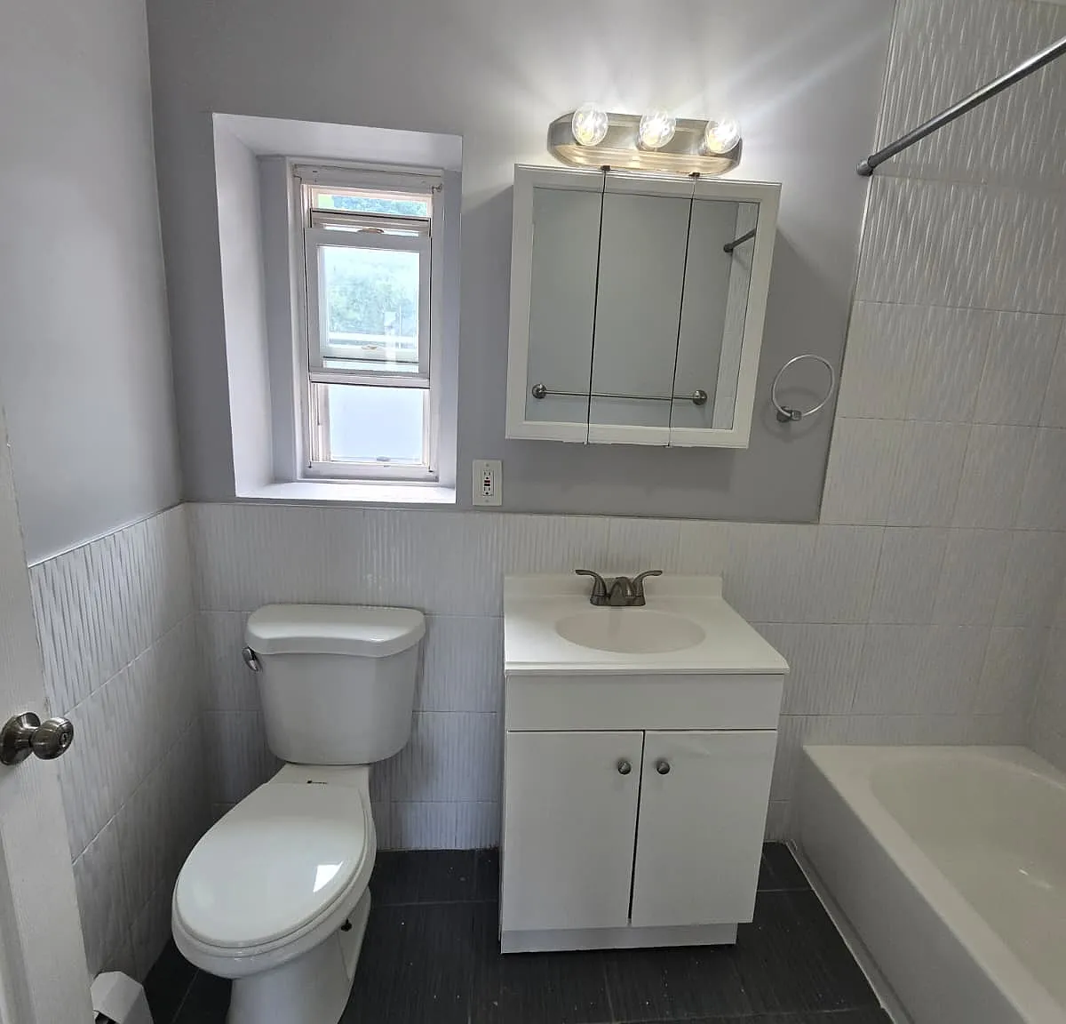 2 bed, $1,650 — Photo 4