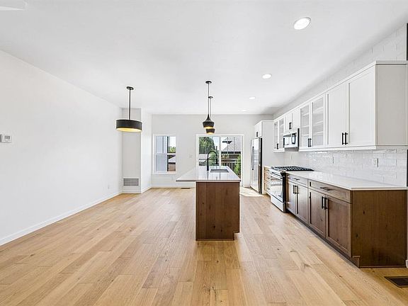 5th image of 125 Salt Brush Street #603
