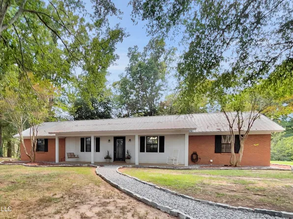 158 R C Rd, Conehatta, MS 39057