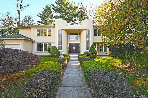 24 Warwick Rd Photo 1