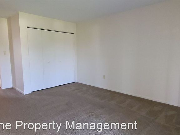 3rd image of 6500 Carefree Ln APT 9