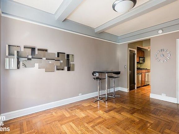 5th image of 433 W 34th St APT 9F