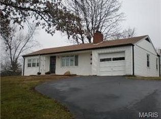 1745 Redman Rd, Saint Louis, MO 63138