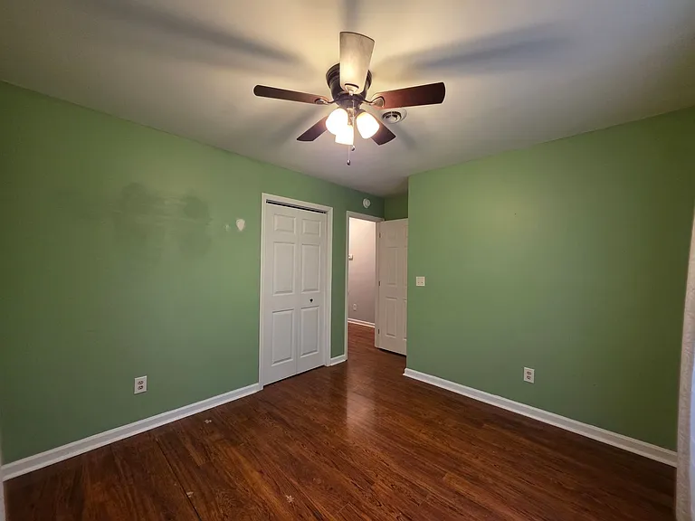 109 Glencroft Rd — Photo 12