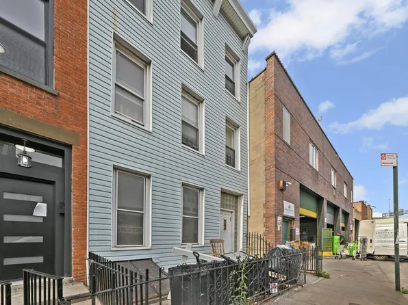 60 15th Street image 2 of 13