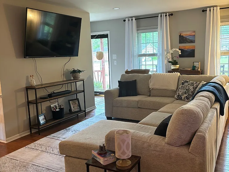 317 Woodside Dr — Photo 8