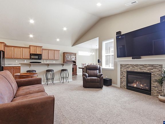 4th image of 2663 Red Oak St NW