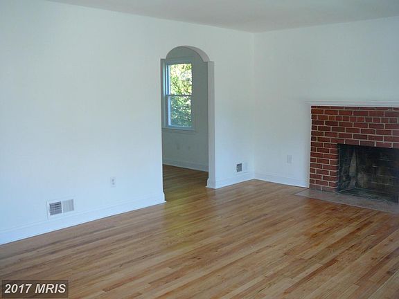 4th image of 705 Sheridan St
