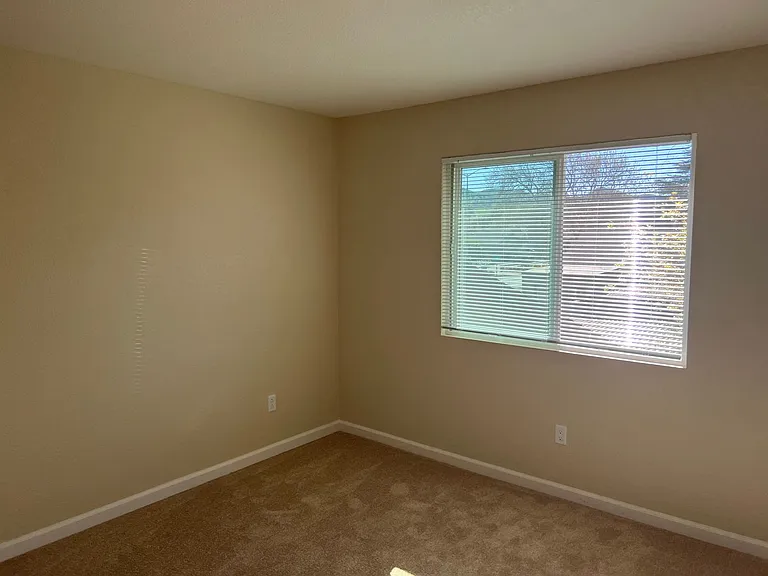 2603 Carlton Ln — Photo 12