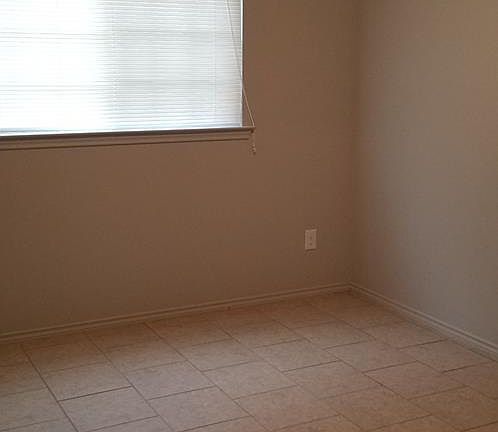 5th image of 115 Treasure St