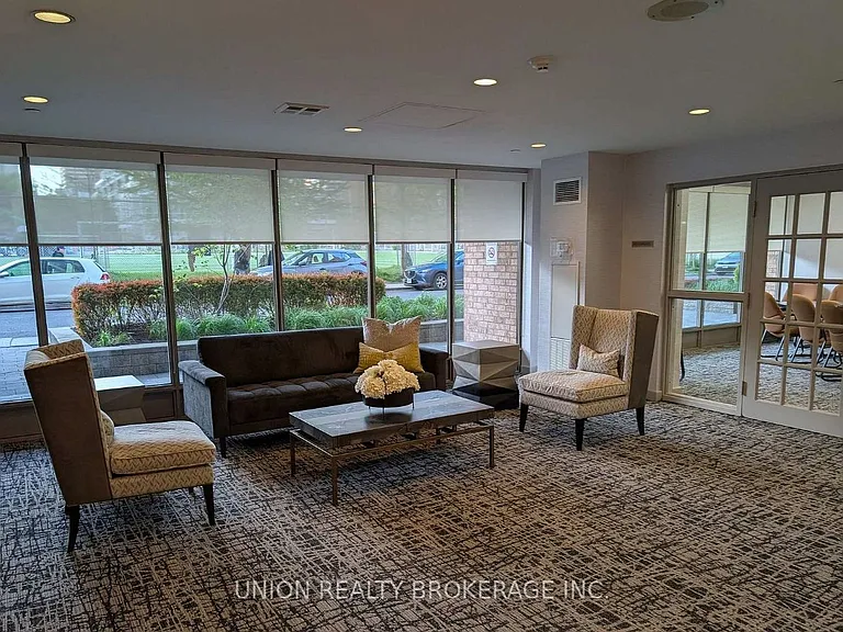 60 Homewood Ave #208 — Photo 25