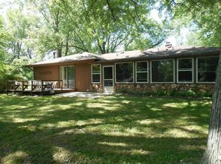 323 Sydenham St, Spring Grove, IL 60081