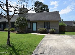 1916 White Hollow Dr, Greenville, NC 27858