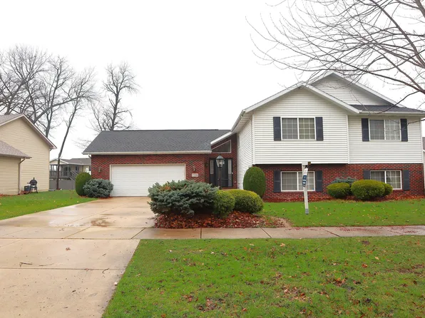 7208 Bracken Pkwy, Hobart, IN 46342