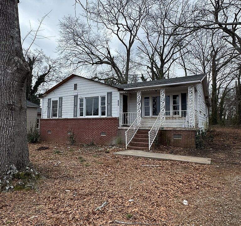 1st image of 105 Church St