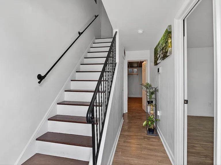 2925 Wythe Ct — Photo 27