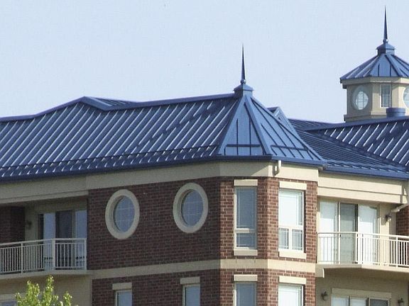 2nd image of 200 Lake St Unit 8B