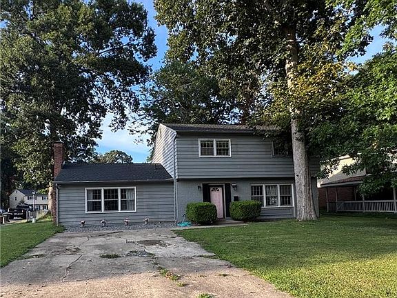 2nd image of 1039 Windjammer Dr