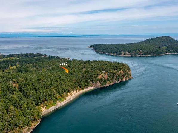 320 Orca View Ln, Galiano, BC V0N 1P0