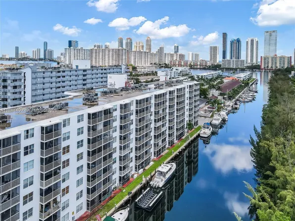 3660 NE 166th St APT 603, North Miami Beach, FL 33160