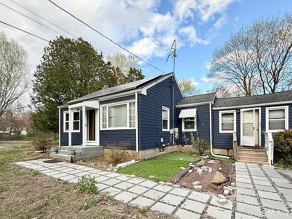 2nd image of 15 Beecher Road
