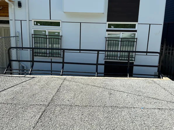 6035 19th Ave S #A, Seattle, WA 98108