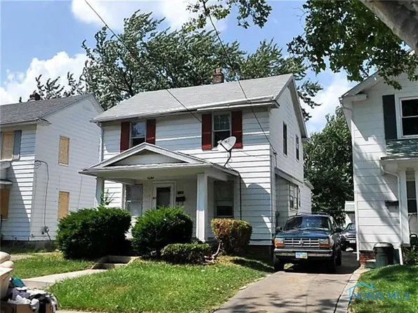 1748 Macomber St, Toledo, OH 43606