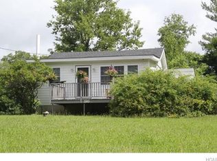 86 Mathes St, Lake Peekskill, NY 10537