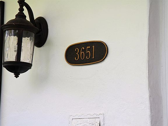 3rd image of 3651 E Lincoln Ave