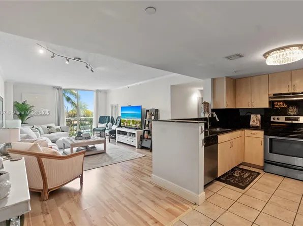 3000 Coral Way APT 510, Miami, FL 33145
