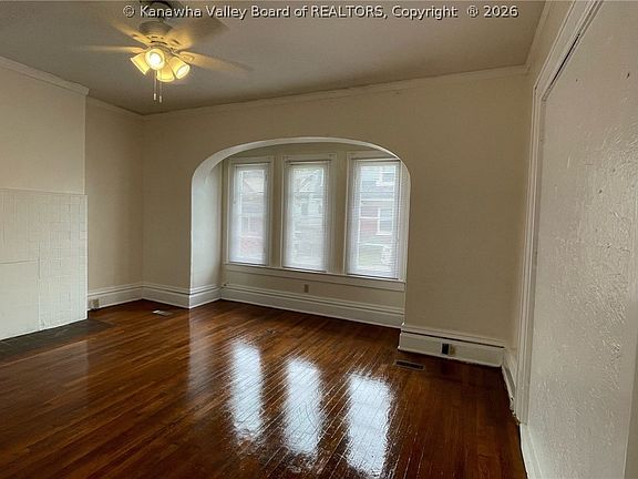 5th image of 501 Thompson St