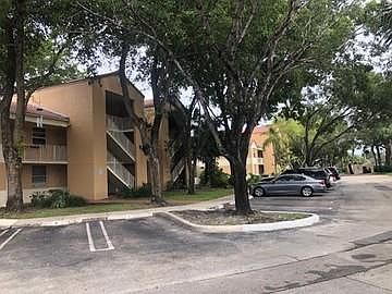 5th image of 8204 NW 24th St