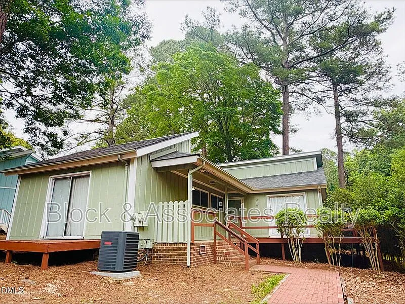 2 bed, 2.0 bath, $1,450 — Photo 3