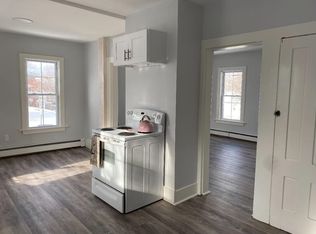 57 Union St, Wolfeboro, NH 03894