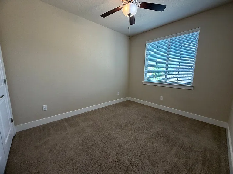 724 Gristmill Dr #19A — Photo 11