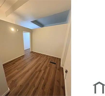 1 bed, 1100 sqft, $1,100 — Photo 3