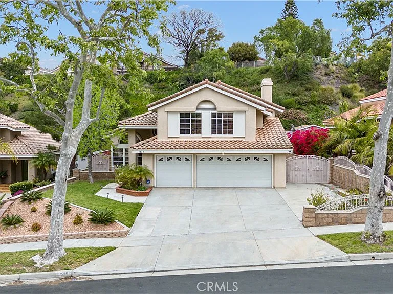 1535 San Almada Rd — Photo 32