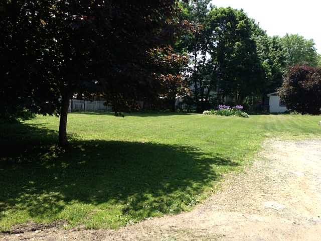 1st image of 104 Univoice St