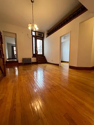 Rented by Compass | media 23