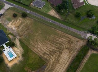 1304 Estate Dr, Ennis, TX 75119