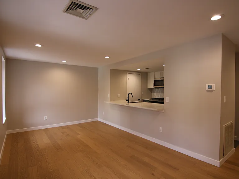 Deacon Court - 1661 Washington Street — Photo 88