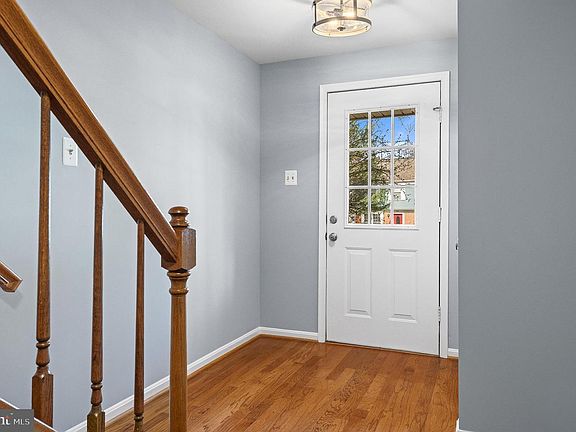 5th image of 14920 Dunvegan Ct