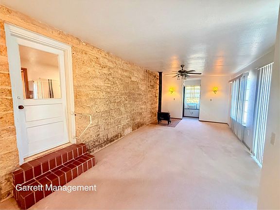 5th image of 1217 Barnes St